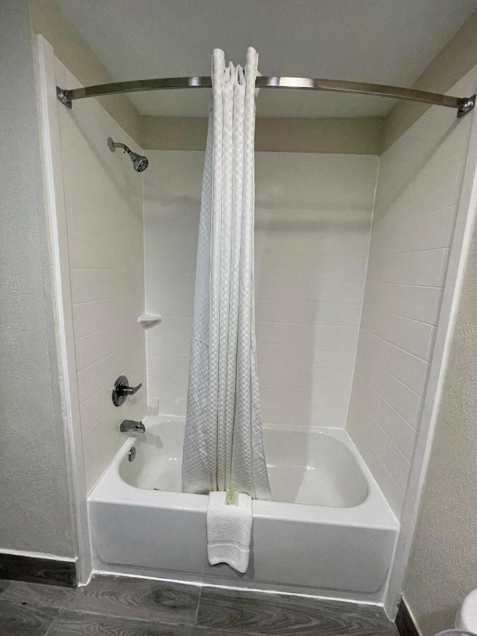 Sleep Inn & Suites Niceville - Destin Bagian luar foto